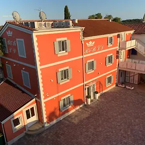 Bed and breakfast B&b-ld Pula