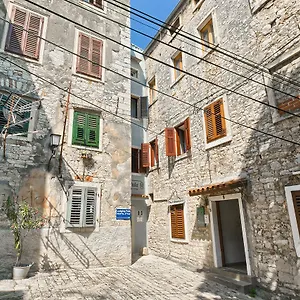 Hostal Hostel Pula Pula