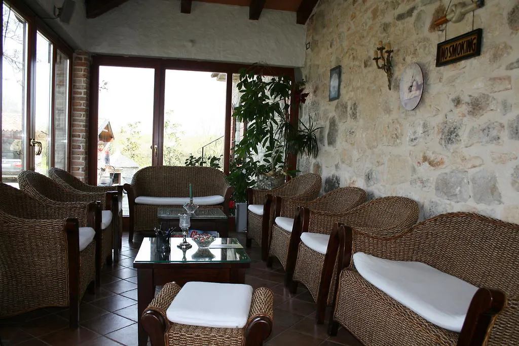Villa Castello Rausch Valkarin