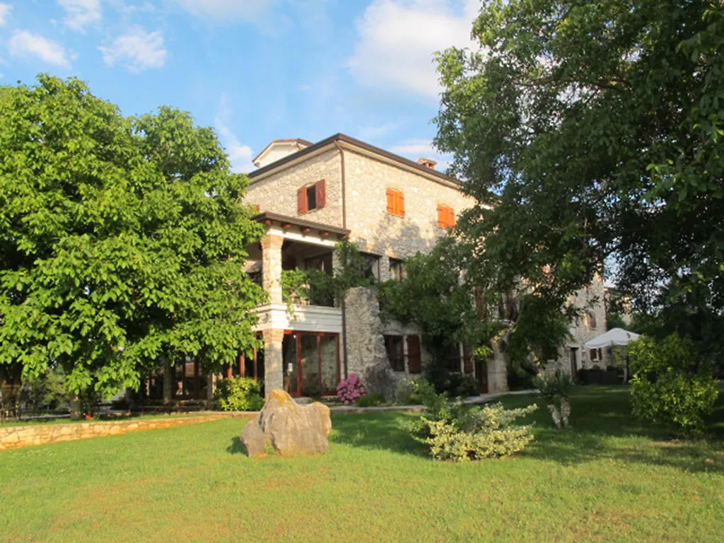 Villa Castello Rausch Valkarin